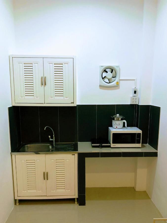 Daisy'S 2 Bedroom Family Home For Up To 5 Guests With Garden & Bbq Koh Samet Exteriör bild