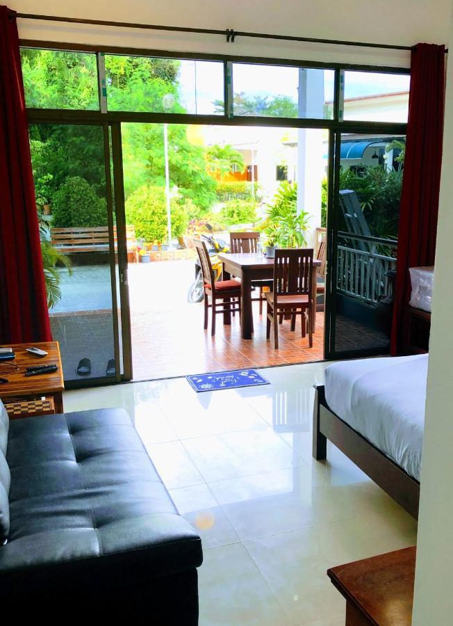Daisy'S 2 Bedroom Family Home For Up To 5 Guests With Garden & Bbq Koh Samet Exteriör bild